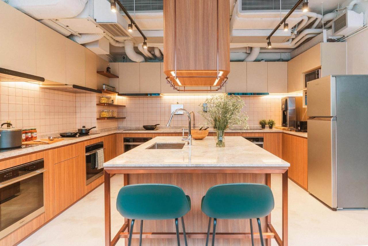 Weave Suites - Central West Hong Kong Extérieur photo